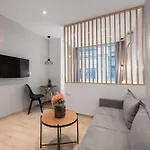 Vackhou Living & Apartments, Nilie Hospitality Mgmt Lägenhet *