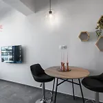 Vackhou Living & Apartments, Nilie Hospitality Mgmt Lägenhet *