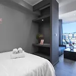 Vackhou Living & Apartments, Nilie Hospitality Mgmt