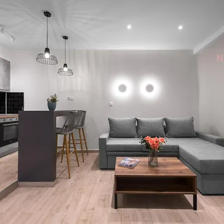 Vackhou Living & Apartments, Nilie Hospitality Mgmt