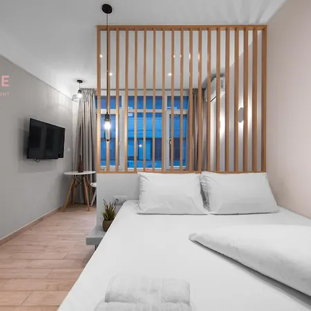 Vackhou Living & Apartments, Nilie Hospitality Mgmt *