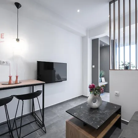 Vackhou Living & Apartments, Nilie Hospitality Mgmt Διαμέρισμα *