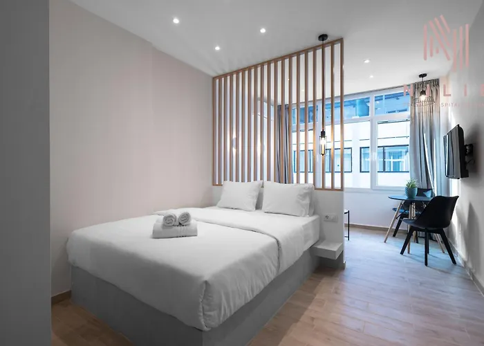 Vackhou Living & Apartments, Nilie Hospitality Mgmt
