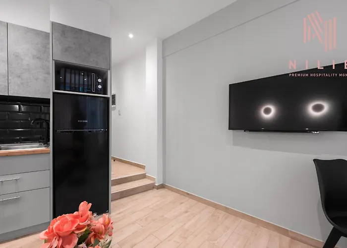 Vackhou Living & Apartments, Nilie Hospitality Mgmt