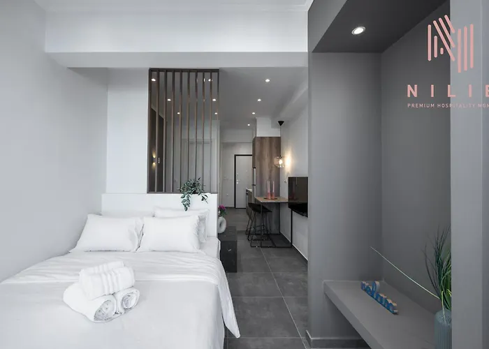 Vackhou Living & Apartments, Nilie Hospitality Mgmt
